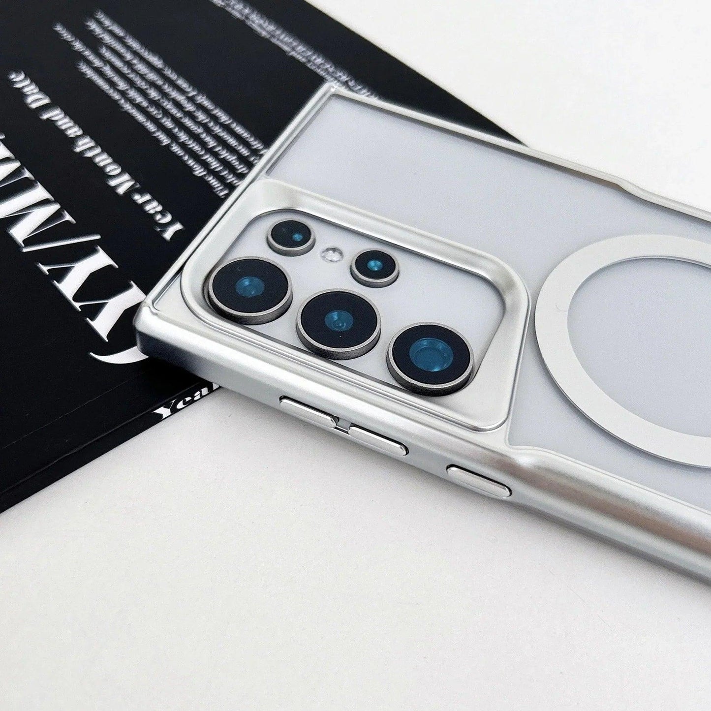 Brilliance Acrylic Clarity MagSafe Case - SCS India