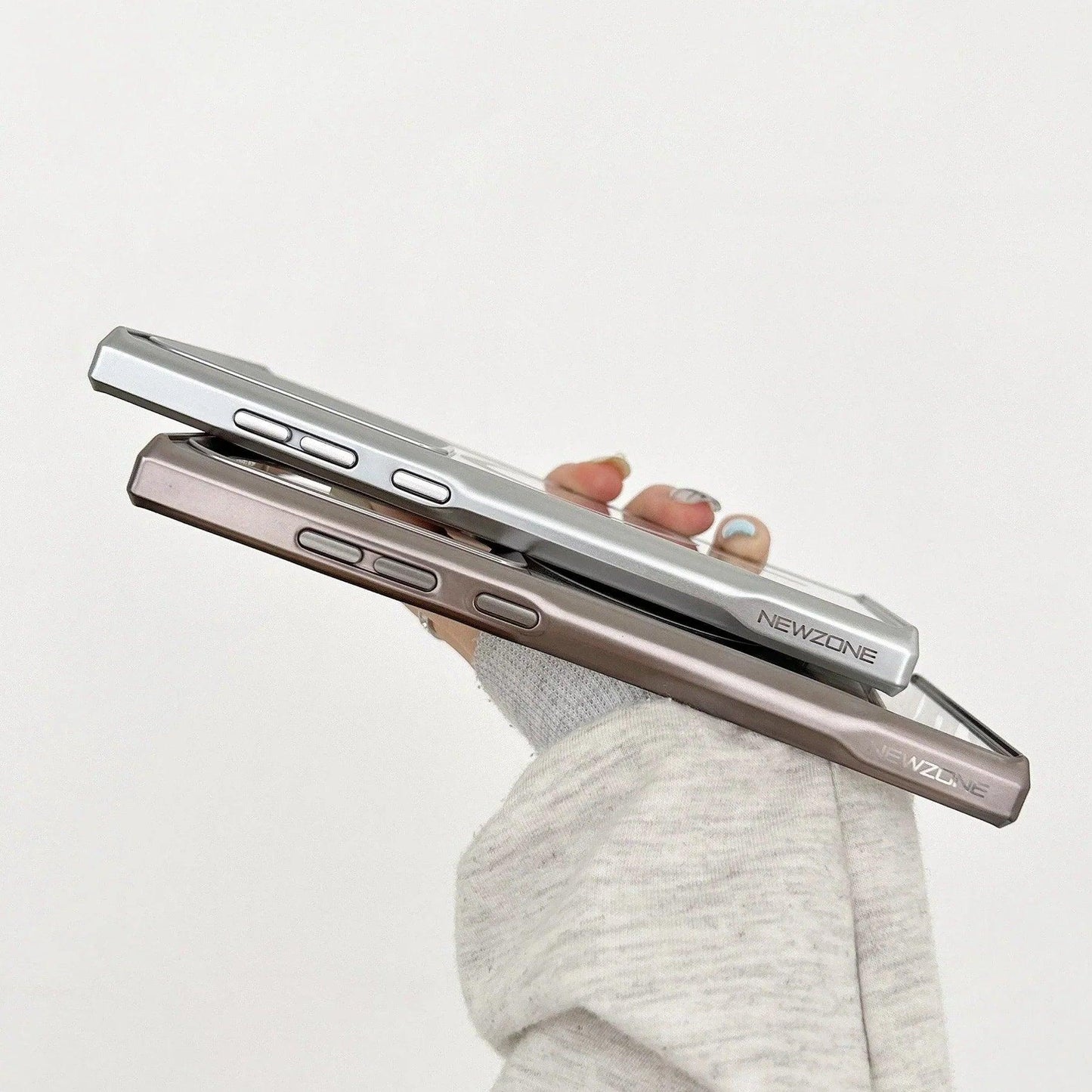 Brilliance Acrylic Clarity MagSafe Case - SCS India